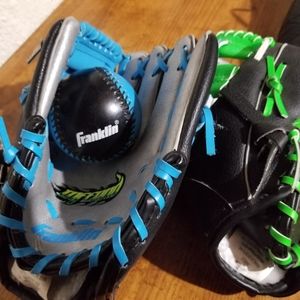 Kids baseball gloves